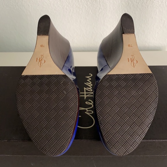 Cole Haan Blue Patent Leather Platform Wedge Heels Size 7 - Picture 9 of 12